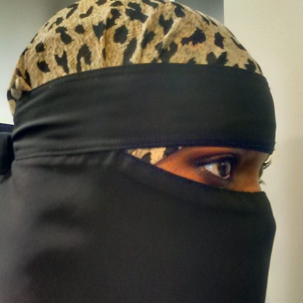 Meet your Posher, Adibah